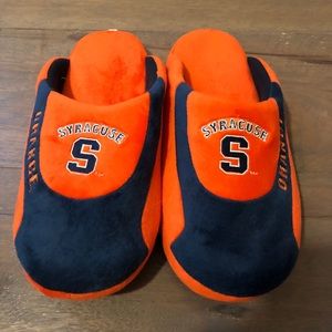 NWOT SYRACUSE ORANGE Unisex XL Slippers